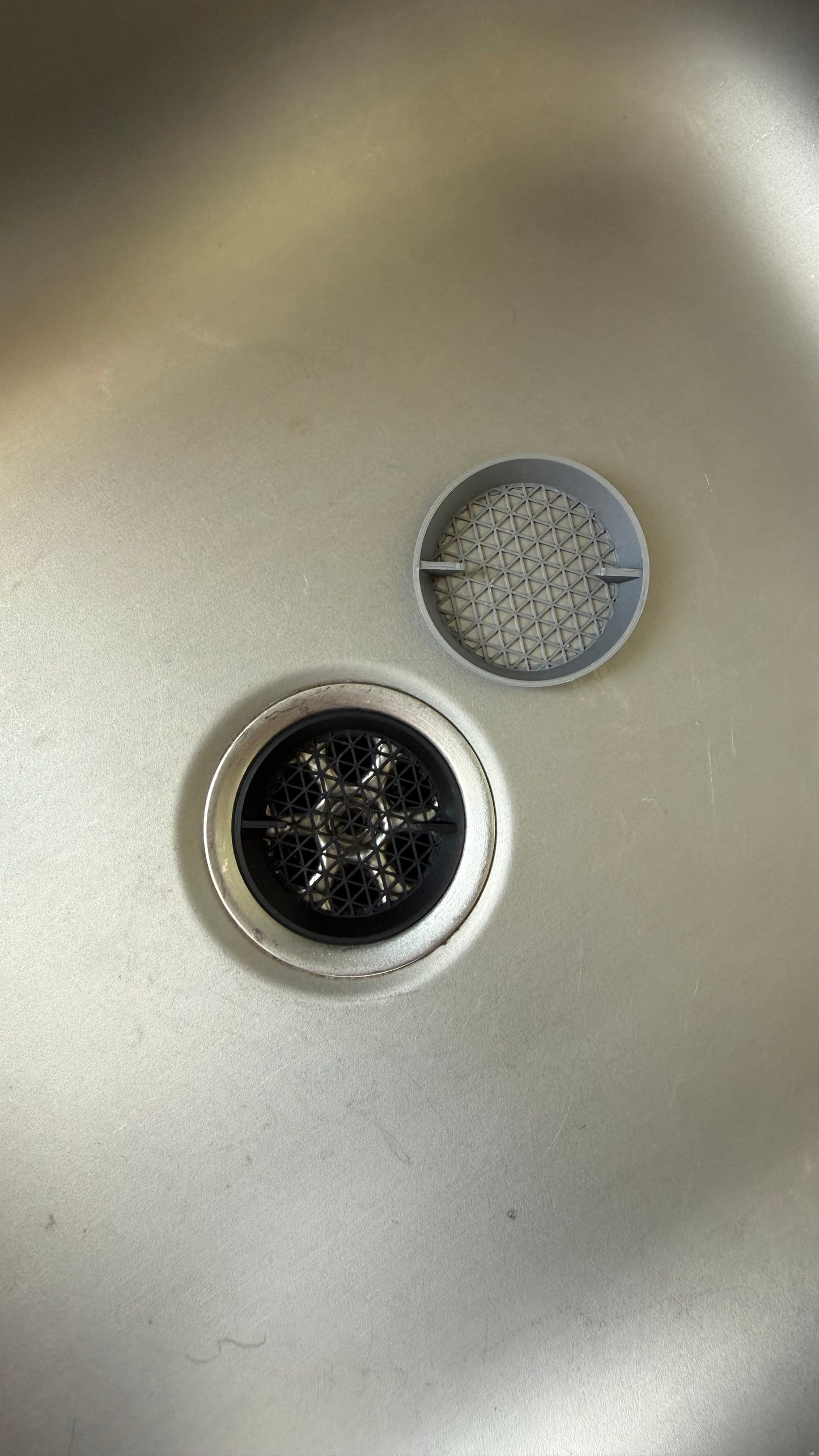 Ablauf-Sieb-Stöpsel für Camper Spüle Ø33/38 mm